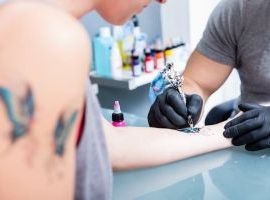 Corso Tatuaggi, Piercing e trucco permanente 