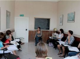 Corso annuale di lingua italiana - CORSI DI ITALIANO PER STRANIERI