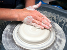 Laboratorio di ceramica per adulti - corsi di ceramica